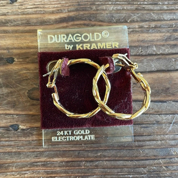 Earrings by Kramer - Picture 1 of 4